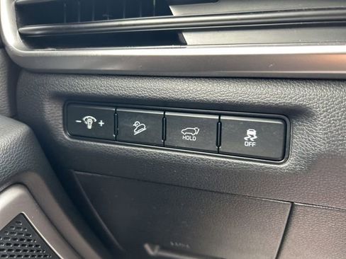 Used 2025 Kia Telluride EX w/ EX Captain's Chair Package AWD/4WD image 20