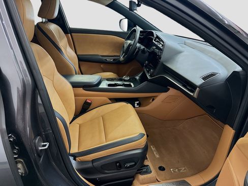 Used 2023 Lexus RZ 450e Premium w/ Accessory Package (2T) AWD/4WD image 34