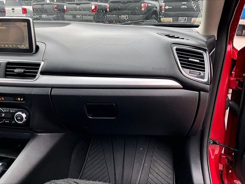 Used 2015 MAZDA MAZDA3 s Grand Touring w/ Technology Package image 19