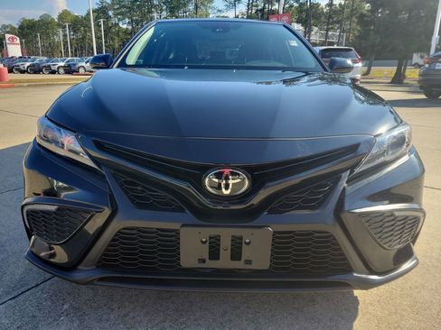 Certified 2024 Toyota Camry SE image 4