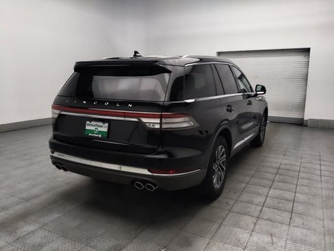 Used 2022 Lincoln Aviator AWD image 9