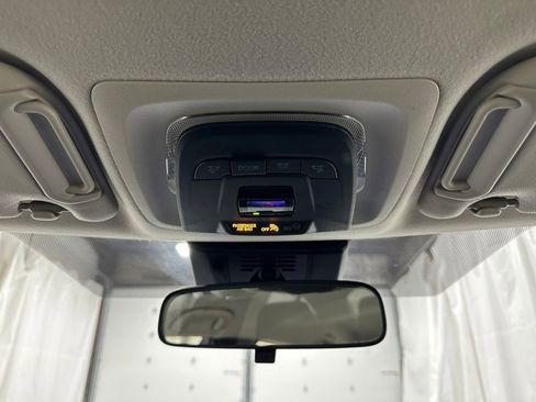 Used 2025 Toyota Corolla LE image 40