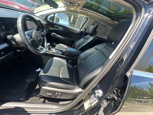 Used 2025 Kia Sportage EX w/ Premium Package AWD/4WD image 10