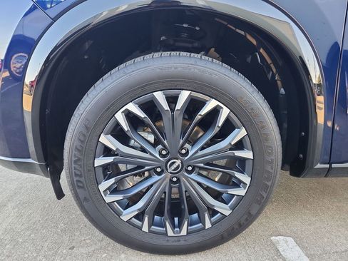 Certified 2025 Nissan Rogue Platinum w/ Platinum Premium Package image 42