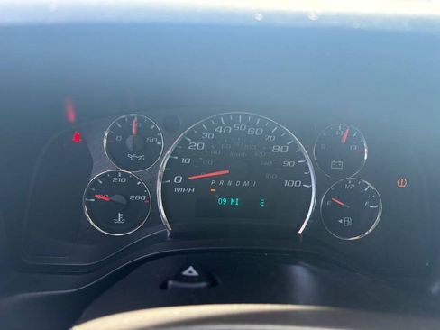 Used 2020 Chevrolet Express 3500 LT w/ LT Preferred Equipment Group RWD image 10