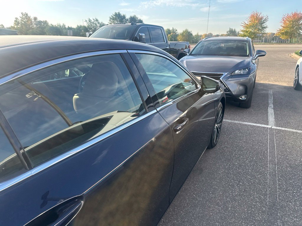 Used 2024 Lexus ES 350 w/ Premium Package FWD image 25