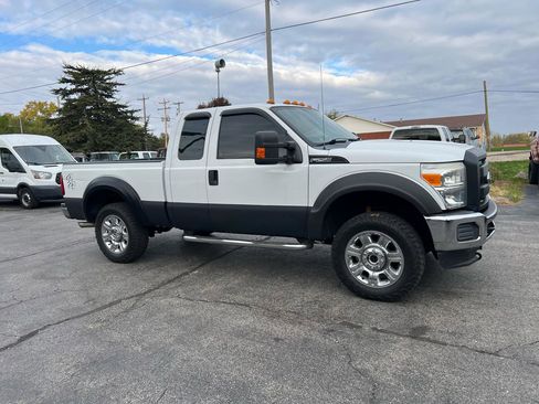Used 2012 Ford F250 XL w/ PWR Equipment Group AWD/4WD image 3
