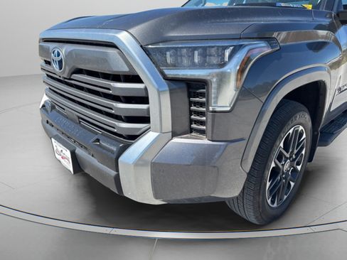 Used 2024 Toyota Tundra Limited AWD/4WD image 5