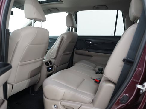 Used 2017 Honda Pilot EX-L image 18
