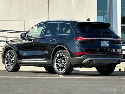 Used 2022 Lincoln Corsair Reserve w/ Equipment Group 201A image 5