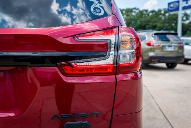 Certified 2025 Subaru Ascent Onyx Edition AWD/4WD image 17