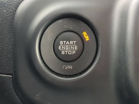 Certified 2023 Jeep Wrangler Sport AWD/4WD image 30