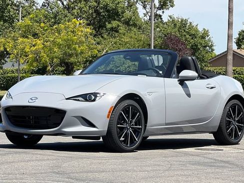 New 2026 MAZDA MX-5 Miata Grand Touring w/ Weather Package RWD image 7