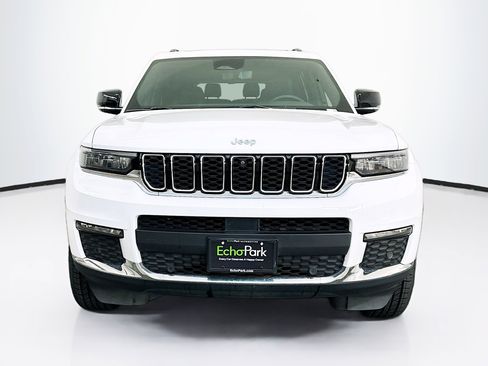 Used 2024 Jeep Grand Cherokee L Limited w/ Luxury Tech Group II image 2
