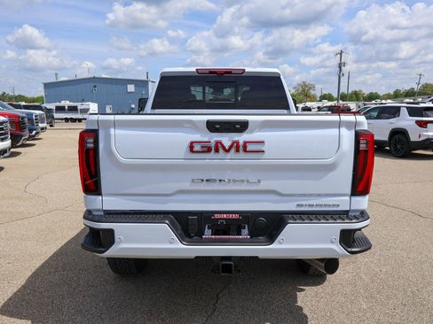 New 2026 GMC Sierra 3500 Denali w/ Denali Reserve Package image 4