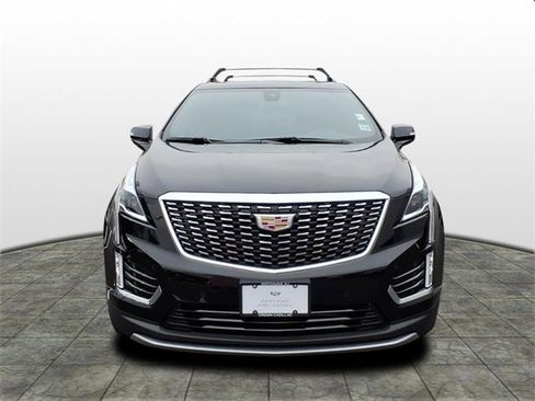 Certified 2025 Cadillac XT5 Premium Luxury image 8