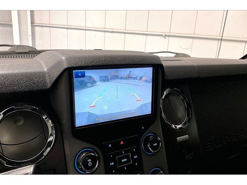 Used 2015 Ford F250 Lariat w/ Chrome Package image 22