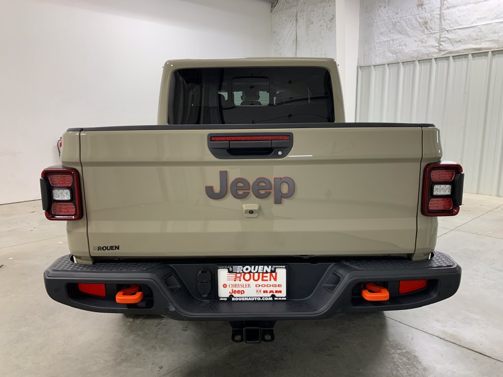 Used 2022 Jeep Gladiator Mojave w/ Cold Weather Group AWD/4WD image 7