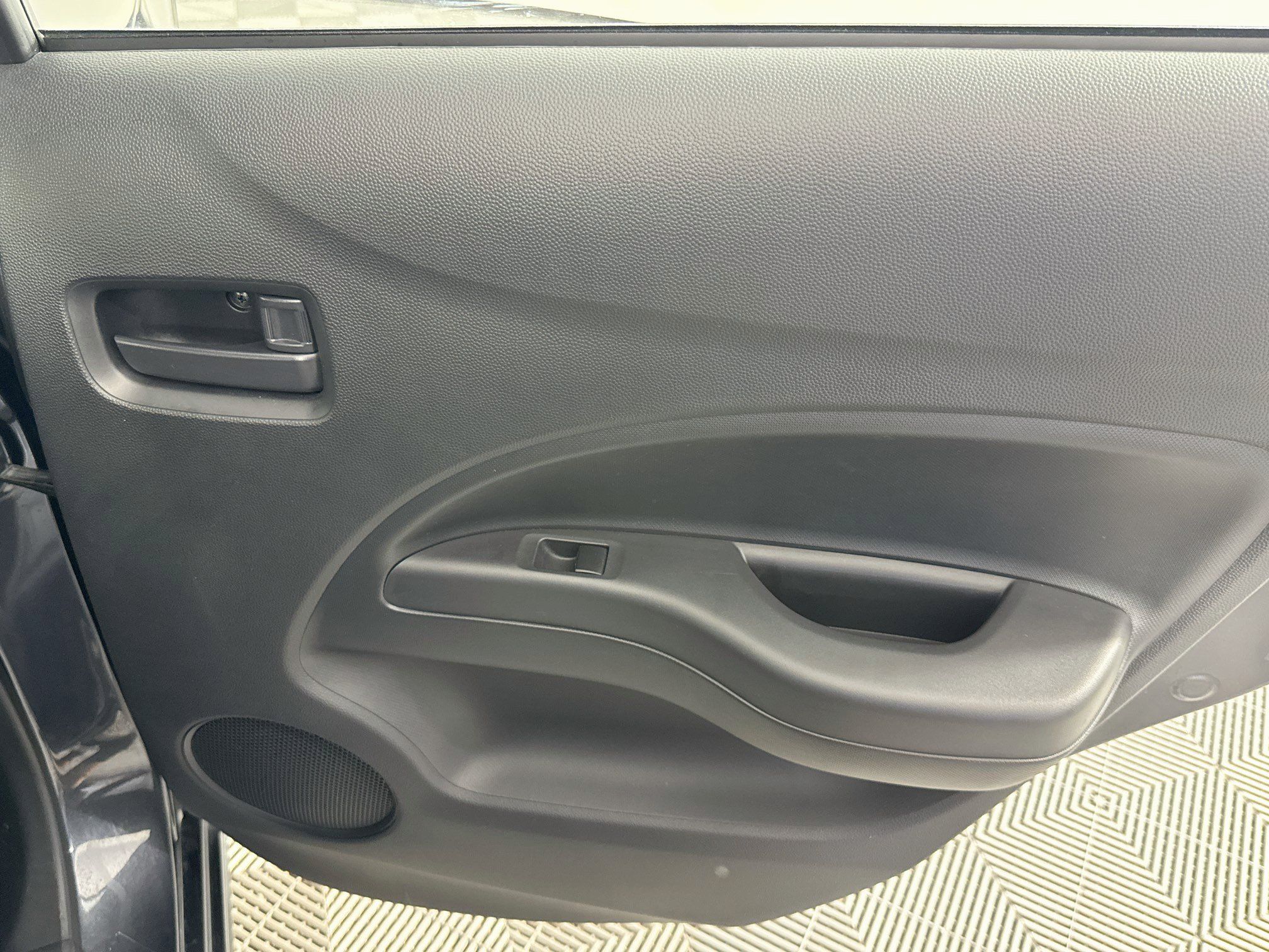 Used 2024 Mitsubishi Mirage ES FWD image 25