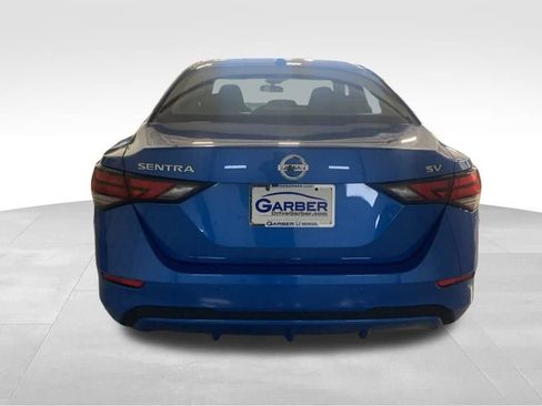 Used 2023 Nissan Sentra SV image 4