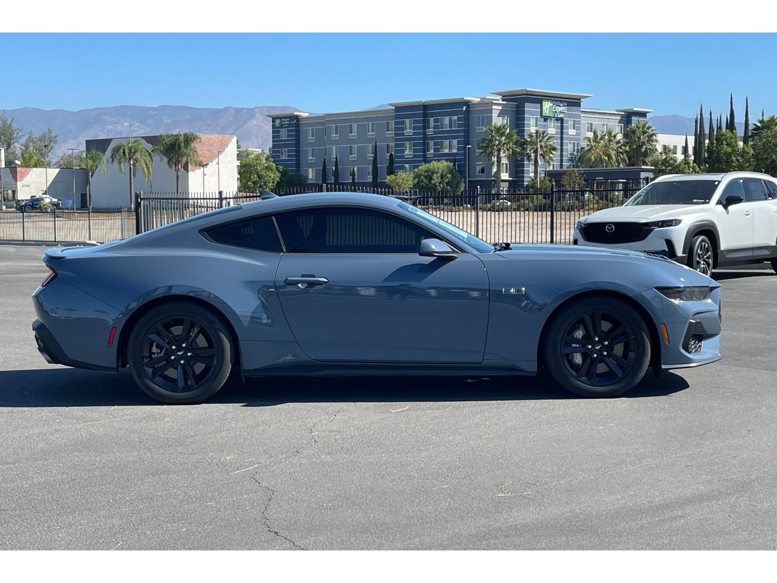 Used 2025 Ford Mustang GT RWD image 7
