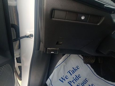 New 2026 Nissan Kicks SR w/ Cold Weather Package image 14