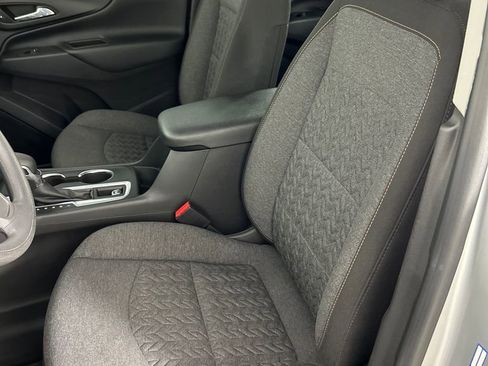 Used 2022 Chevrolet Equinox LT w/ LPO, Floor Liner Package image 12