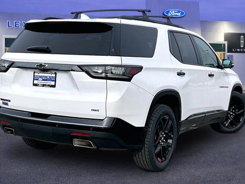 Used 2021 Chevrolet Traverse Premier w/ Redline Edition image 5