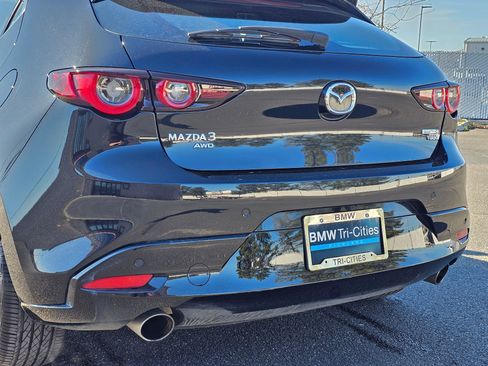 Used 2025 MAZDA MAZDA3 Hatchback w/Premium Plus Pkg image 7
