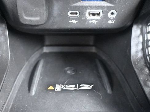Used 2021 Chevrolet TrailBlazer RS w/ Technology Package FWD image 29