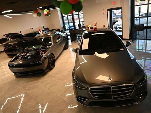 Used 2021 Tesla Model Y Long Range image 5