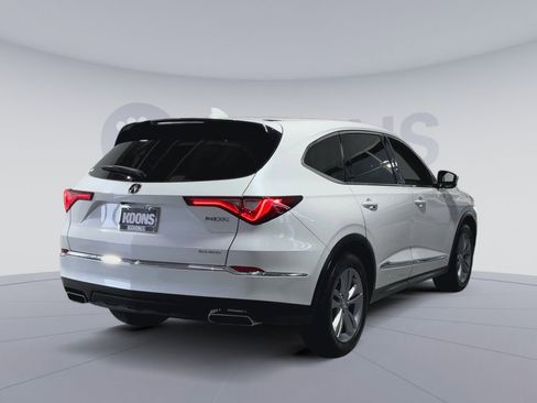 Used 2023 Acura MDX SH-AWD image 11