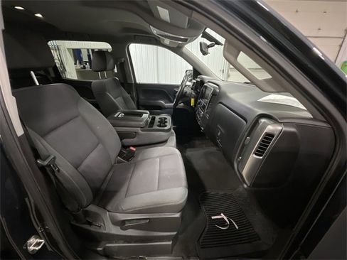 Used 2018 Chevrolet Silverado 1500 LT w/ All Star Edition image 28