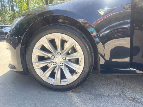 Used 2018 Tesla Model S 75D image 16