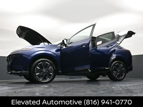 Certified 2025 Nissan Murano Platinum w/ Cargo Package AWD/4WD image 40