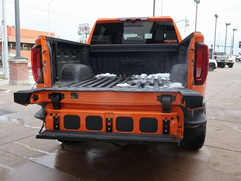 New 2025 GMC Sierra 1500 AT4 w/ AT4 Premium Package AWD/4WD image 24