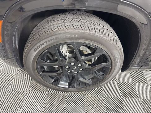 Used 2024 Chevrolet Traverse RS AWD/4WD image 11