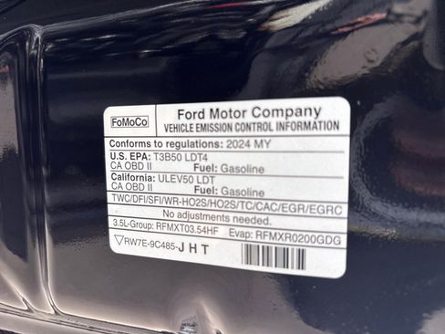 Used 2024 Lincoln Navigator Reserve image 16