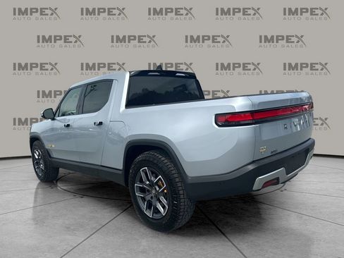 Used 2022 Rivian R1T Launch Edition image 3