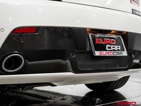 Used 2017 Aston Martin V12 Vantage S image 21