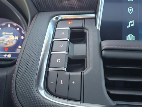 Used 2024 Chevrolet Tahoe RST w/ Luxury Package image 28