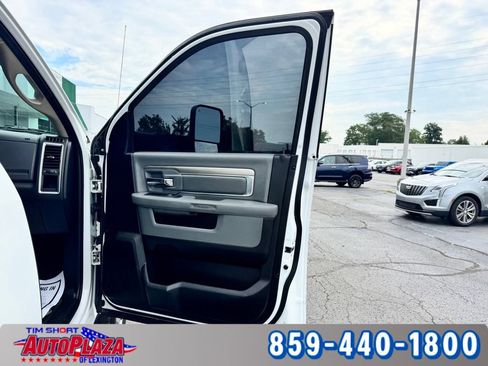 Used 2017 RAM 2500 SLT AWD/4WD image 49