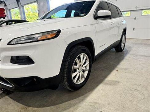 Used 2016 Jeep Cherokee Limited AWD/4WD image 4