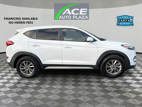 Used 2017 Hyundai Tucson SE image 4