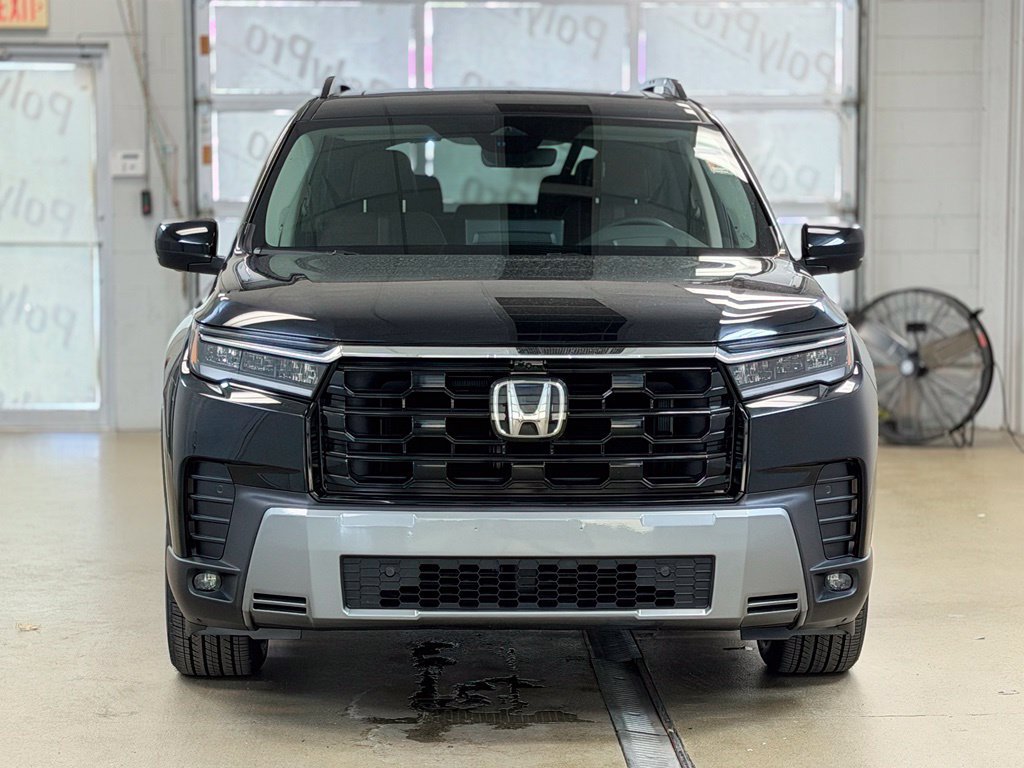 New 2026 Honda Pilot Elite image 2