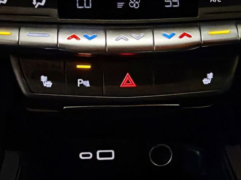 Used 2019 Cadillac XT4 Sport image 22