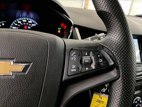 Used 2019 Chevrolet Trax LS w/ Tint and Cruise Package FWD image 18