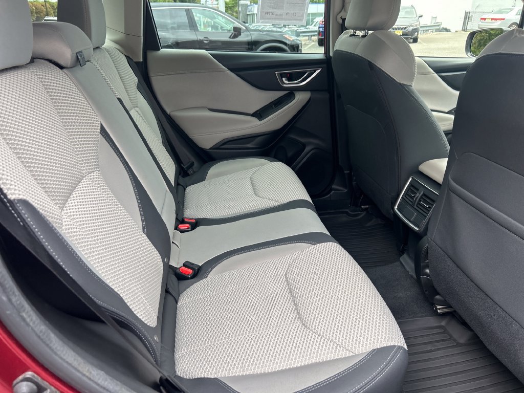 Certified 2023 Subaru Forester Premium AWD/4WD image 31