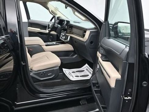 Certified 2023 Ford Expedition Limited AWD/4WD image 15
