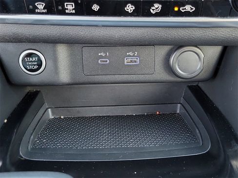 Used 2023 Nissan Rogue SV image 14